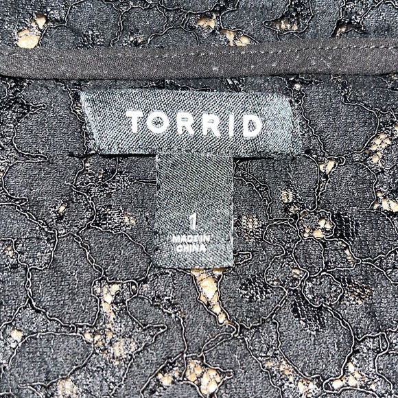 TORRID Floral Lace Sheer Open Duster Trench Coat Black 1X 14-16 - Picture 11 of 13